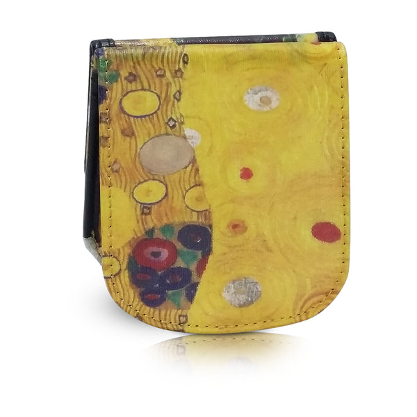 Gustav Klimt's 'The Kiss'